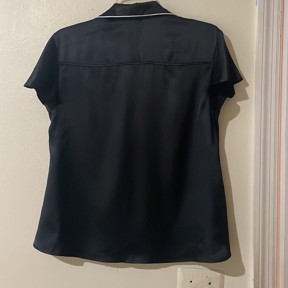 Victoria secret short sleeve black satin Pajama Top   Size XS - Picture 2 of 6